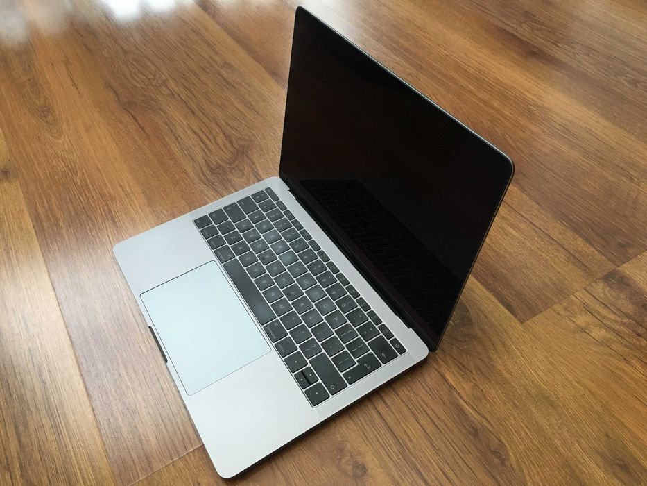 13.3' Core i5 Apple MacBook Pro Mid 2017 16GB RAM/256GB SSD/Бат 5ч