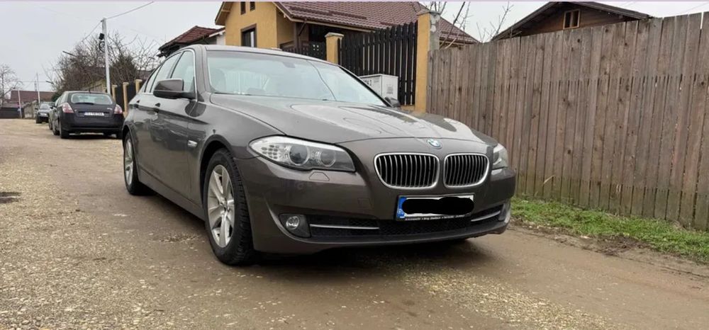 BMW Seria 5 BMW Seria 5 2013 520d