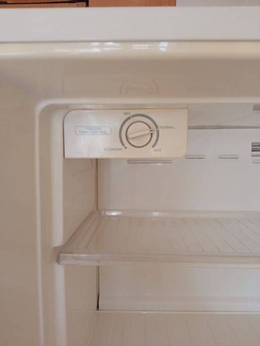 Холодильник AFTRON