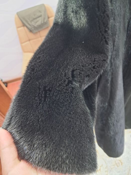 Продам норковую шубу