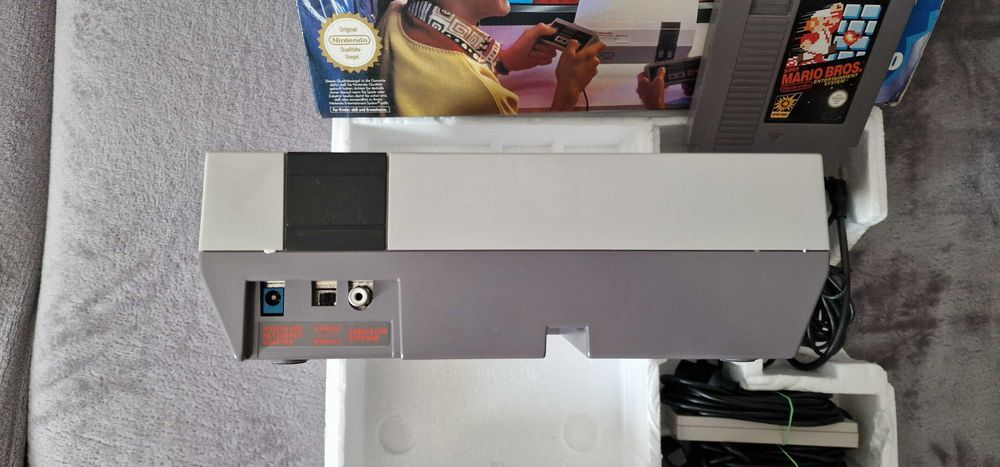 Nintendo Entertainment System (NES)