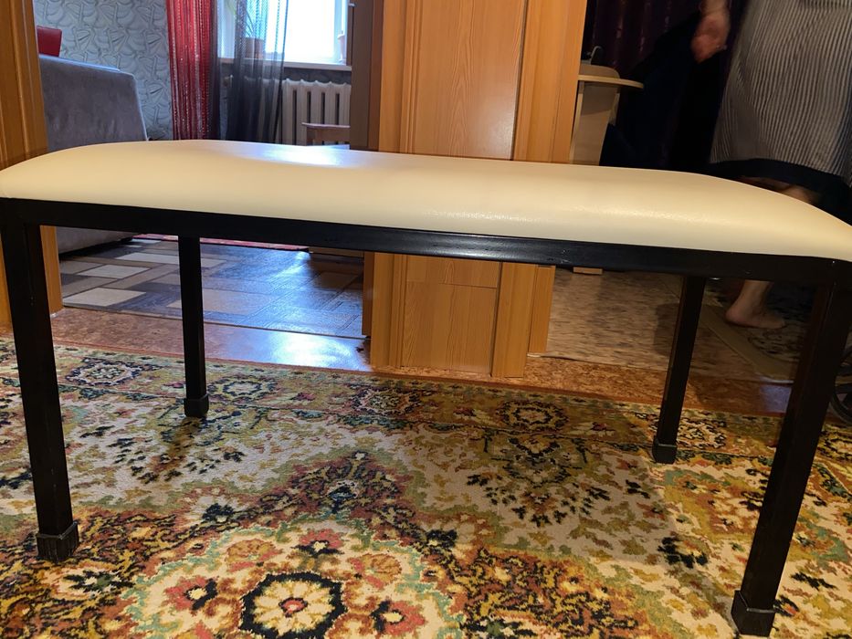 Пуфик белый новый