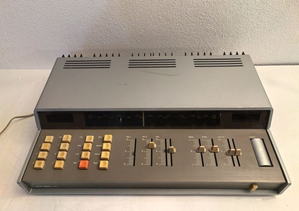 Tuner Scan Dyna 2400 4 iesiri radio vintage