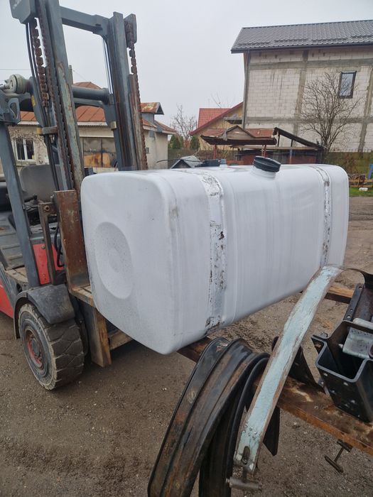 Vând înălțătoare cupla Jost. 30 cm