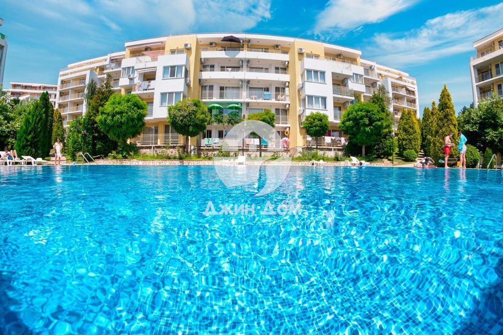 Продава се Двустаен апартамент в Свети Влас - 55 кв.м за 1510 €/кв.м - Снимка #11