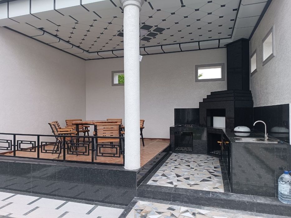 Oqtosh dacha, Октош дача, Quyoshga yaqin, Faqat oila qoʻyiladi.