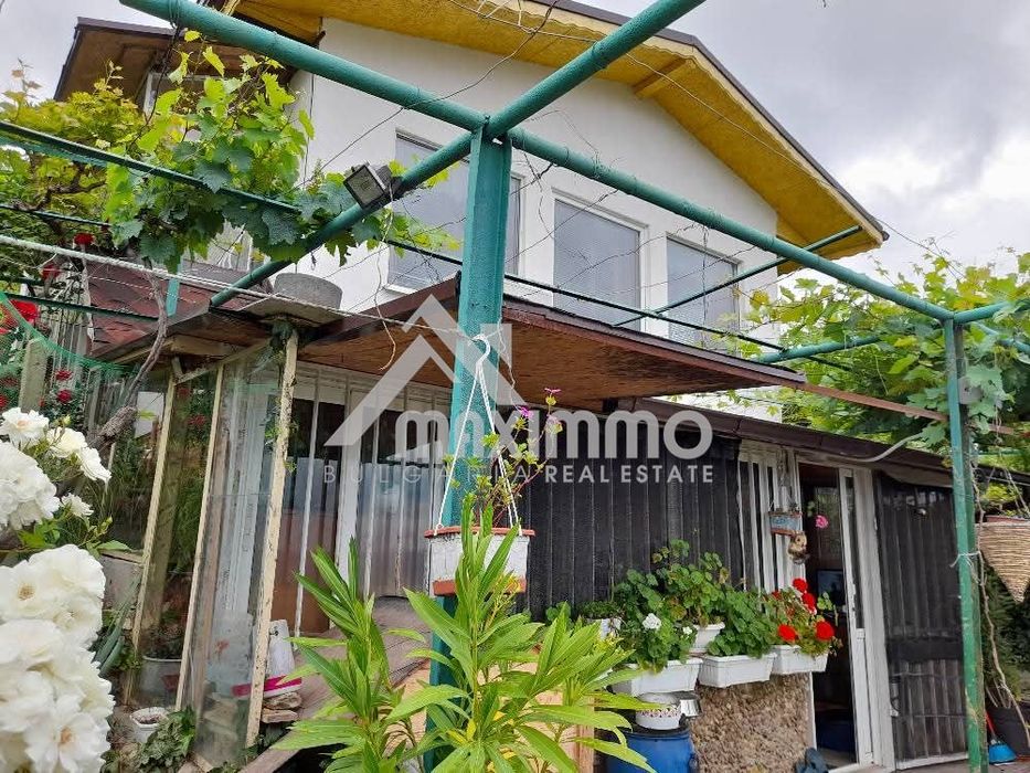 Къща в Варна-Възраждане 1 площ 108 цена 198000