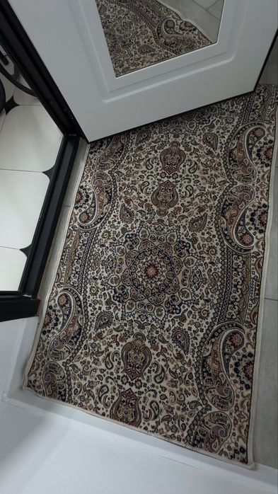 Продам ковер хорошего качества