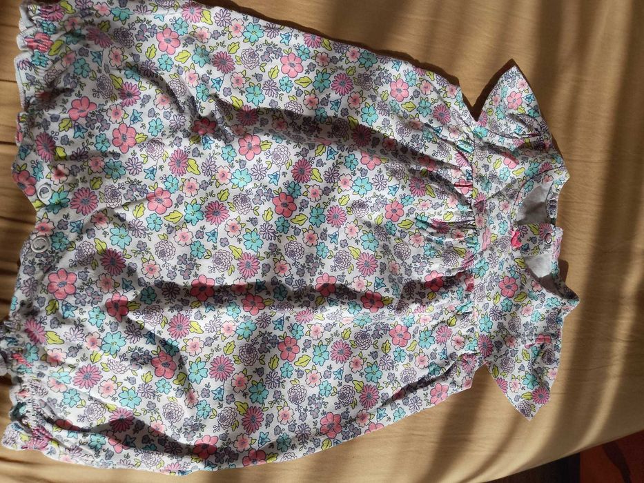 Бебе момиче дрехи