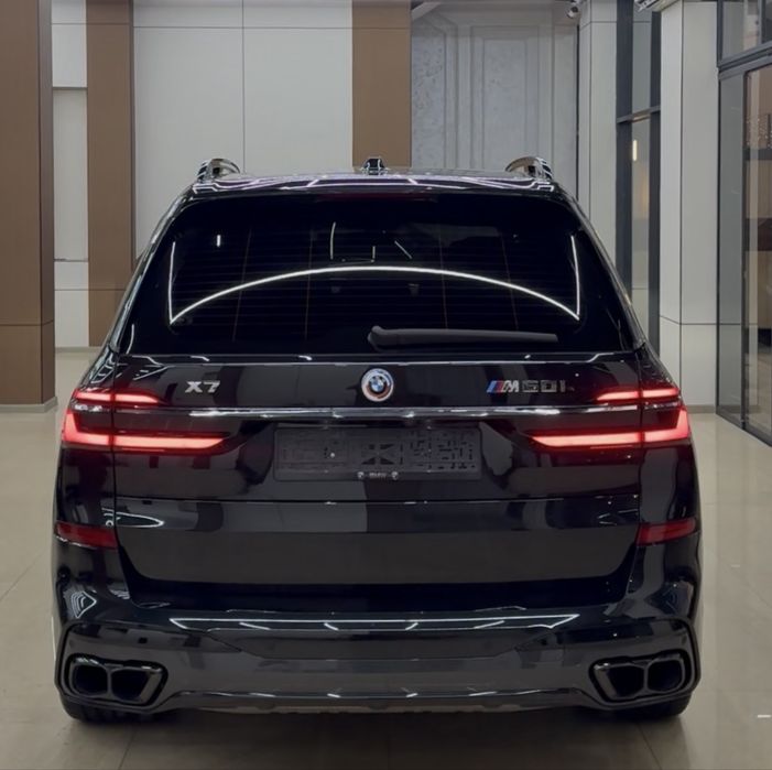 Bmw x7  M60i Full 2023