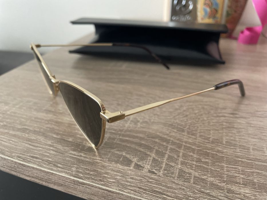 Оригинални слънчеви очила Saint Laurent с гаранция