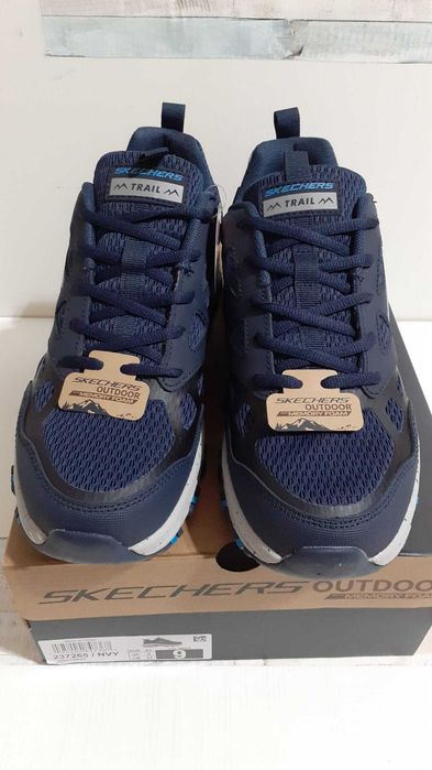 Skechers outdoor marimea 42 noi in cutie