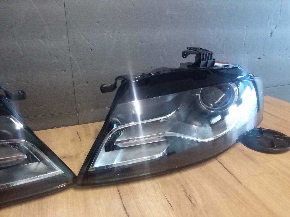 Far Faruri Bi-Xenon LED Audi A4 B8 2007-2012 D3S