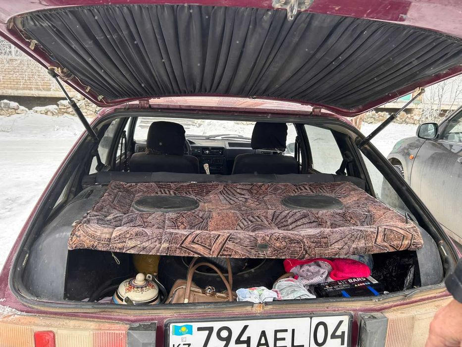 Продам  МАШИНУ Иж. ОДА