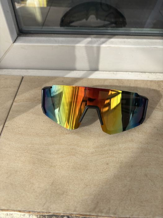 Слънчеви очила.