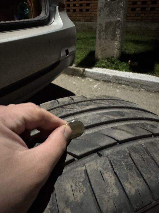 Два броя летни гуми 225/35/18R