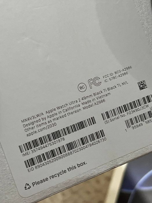 Iphone 16 pro 512 gb Black Titanium , Apple Watch Ultra 2 46mm Black T