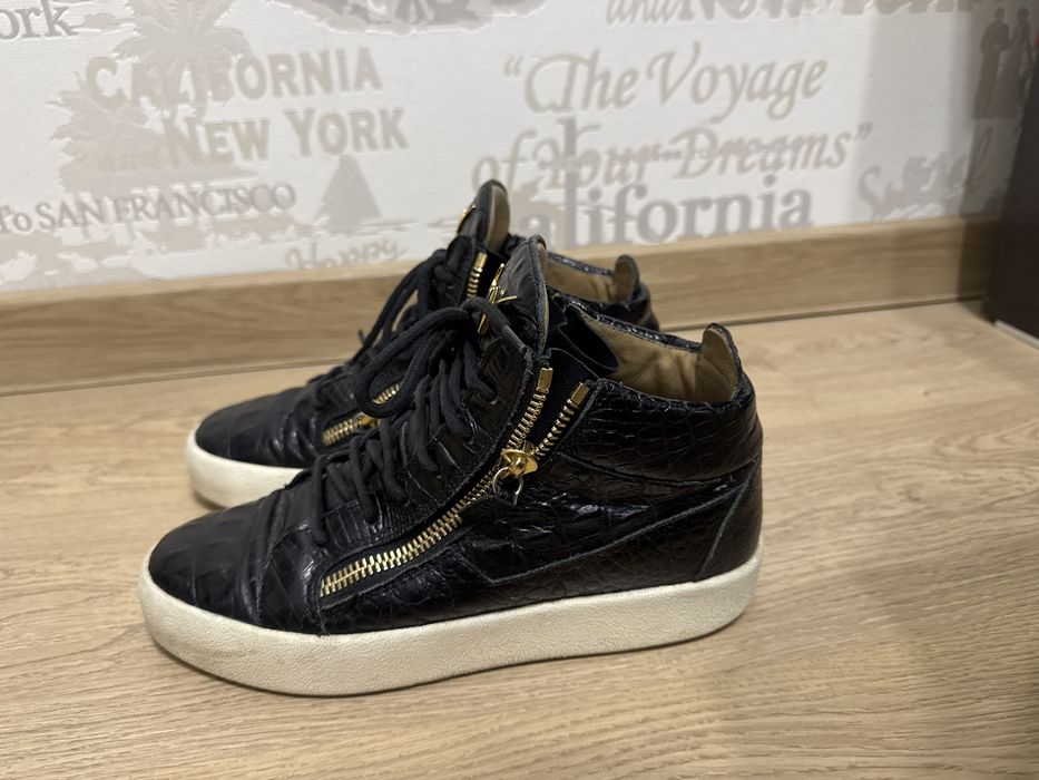 Giuseppe Zanotti High-Top Leather Sneakers (Black)