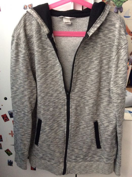 H&m hanorac sport 10 ani