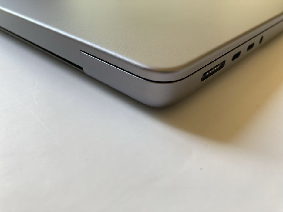 96%/26 Cycle Apple MacBook Pro M1 Pro 14-inch