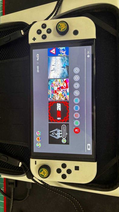 Nintendo Switch 1 OLED