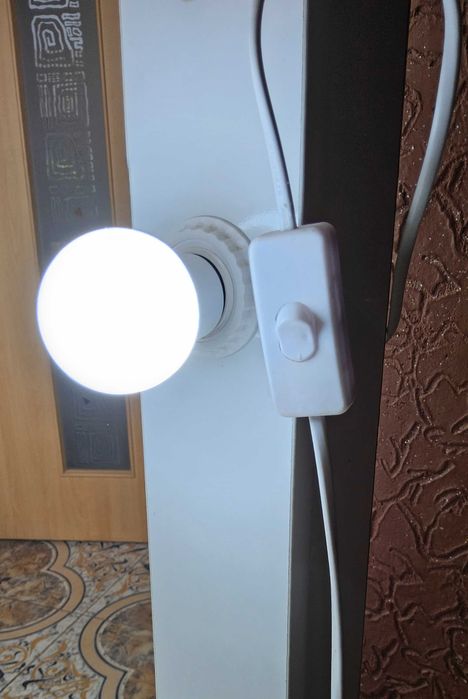 Зеркало с лампочками