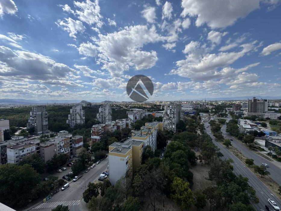 Продава се Тристаен апартамент в Пловдив, Тракия - 125 кв.м за 1600 €/кв.м - Снимка #14