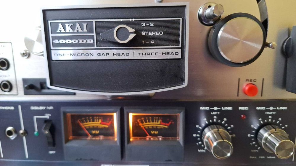 Magnetofon Akai 4000DB