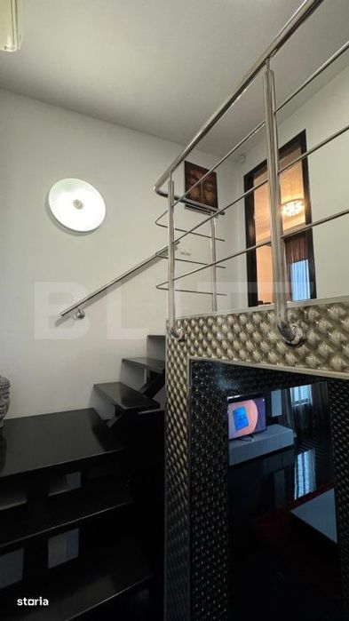 Casa individuala cu 4 camere, 500 mp de teren, garaj de 60 mp, zona Vi