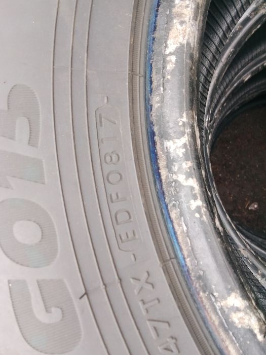 Продам комплект шин