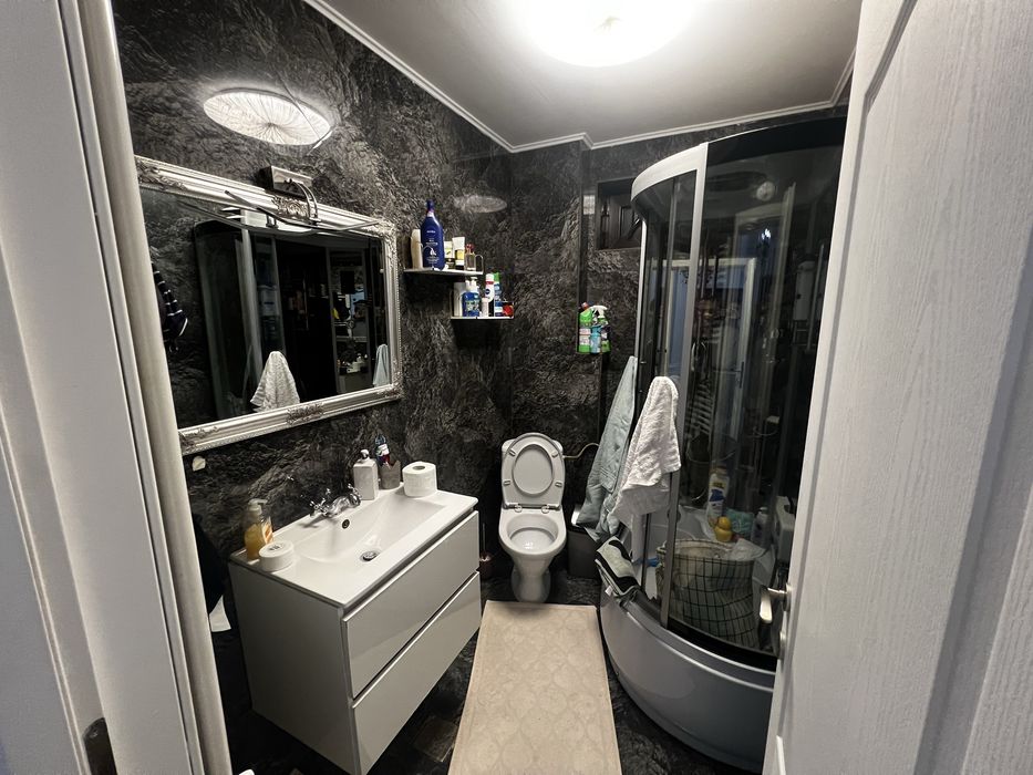 Inchiriez Apartament cu 2 camere