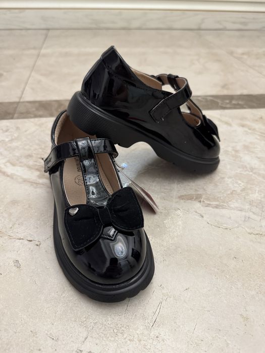 Туфли на девочку