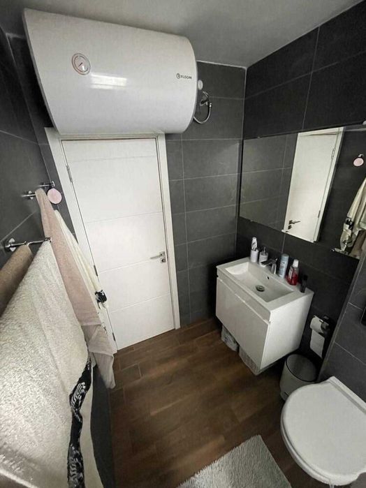 Продава се Двустаен апартамент в Пловдив, Южен - 68 кв.м за 1013 €/кв.м - Снимка #8