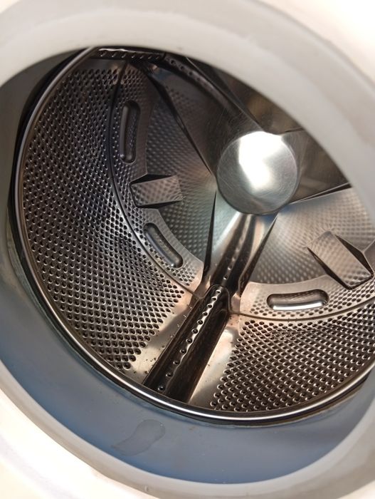 Печка "Indesit"и пералня "Siltal "работещи