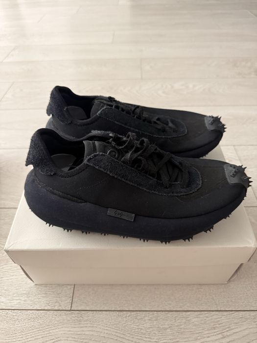 Adidas y 3 makura