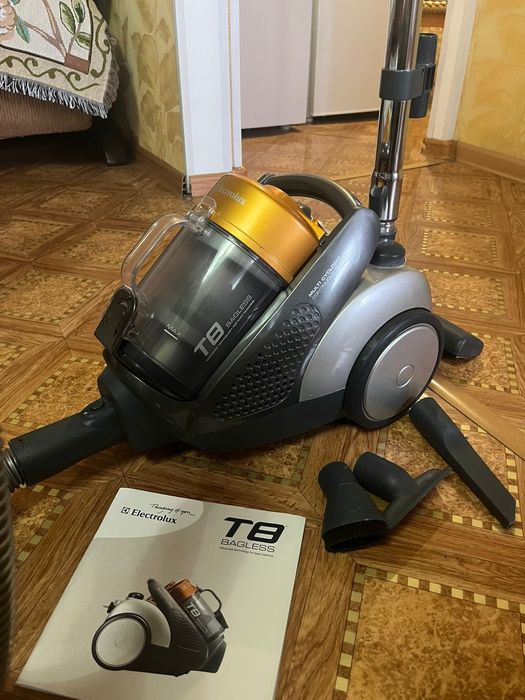 Продам пылесос рабочий