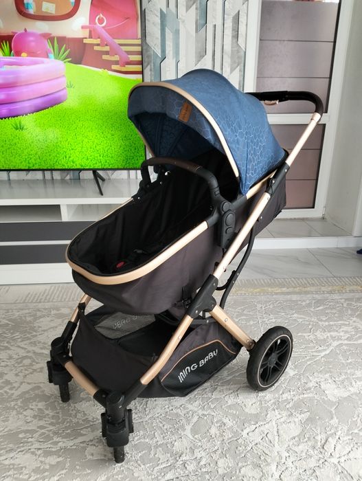 Продам коляску в отличном состоянии.