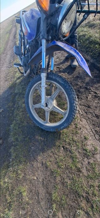 Продам мотоцикл 200кубовый