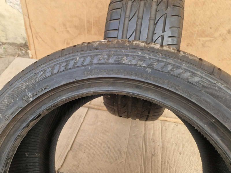 2 Bridgestone R18 255/45
летни гуми
DOT1117