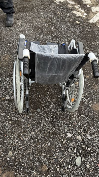 Инвалидное кресло