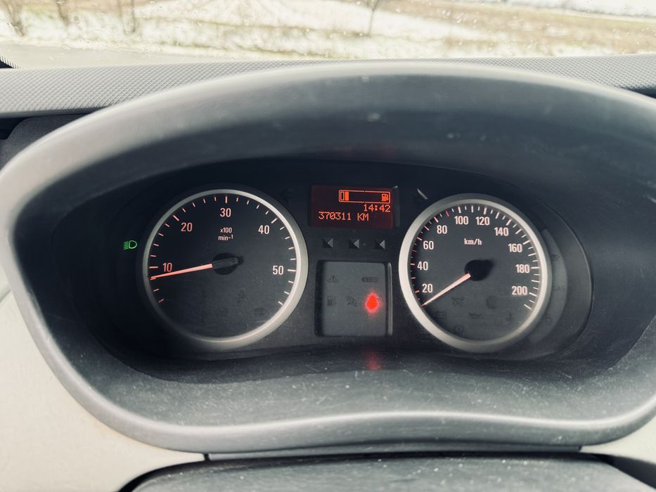 Opel Vivaro 2.0 2013