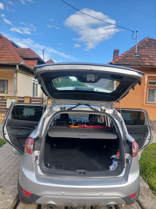 FORD Kuga 2010 — imagine 2