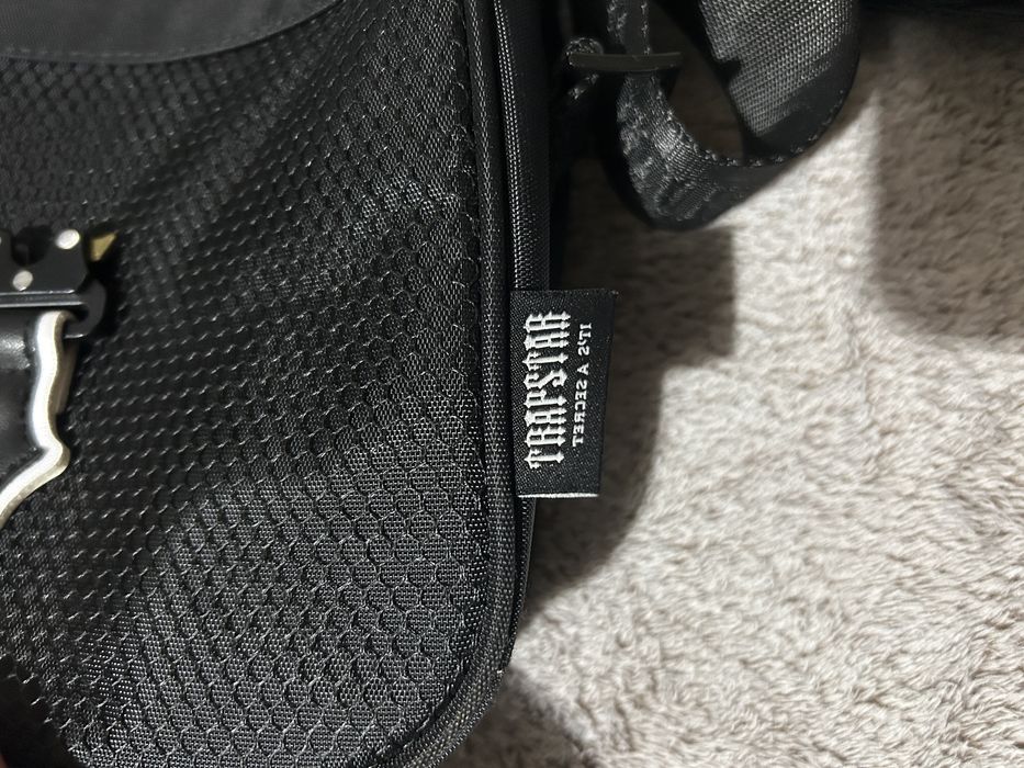 Чантичка Trapstar