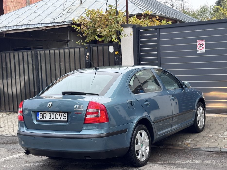 Skoda Octavia 2005-1.6 Benzină 115 cai model exemplar !!