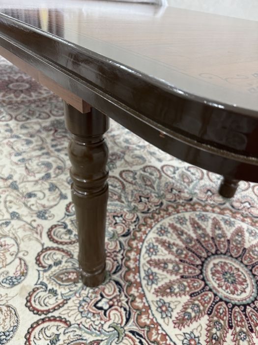 Продам стол со стульями комплект