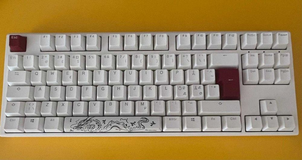 Ducky One 3 TKL ISO Layout CHERRY MX RED hot-swappable