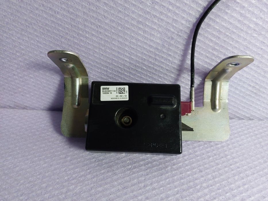 Modul amplificator antena BMW F11 F20 F21 F30 F31 Cod 9230911
