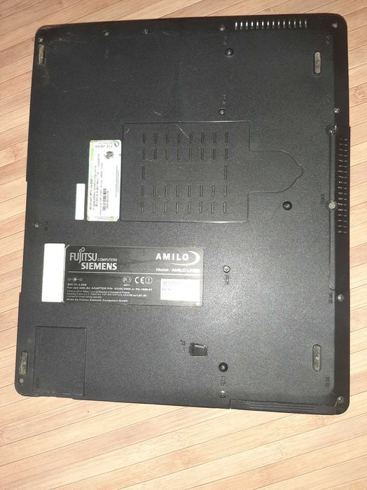 Лаптоп Siemens и Лаптоп Toshiba