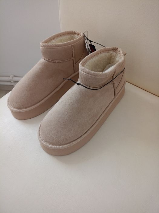 Vând ghete/botine dama, produs de calitate superioara mărimea 39.