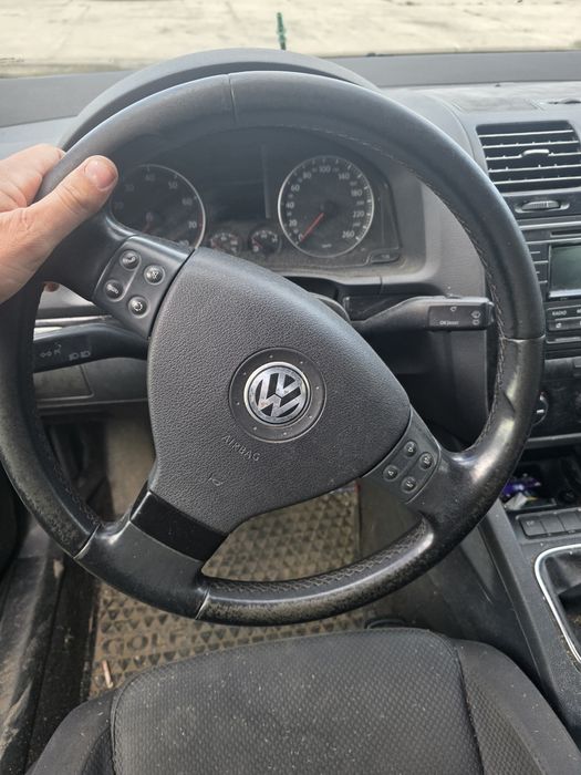 Dezmembrări golf 5